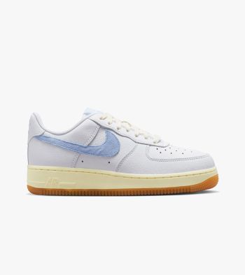 WMNS NIKE AIR FORCE 1 07 Nike Naiste Jalatsid Ballzy