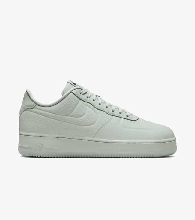 Nike air force 107 men's shoe deals