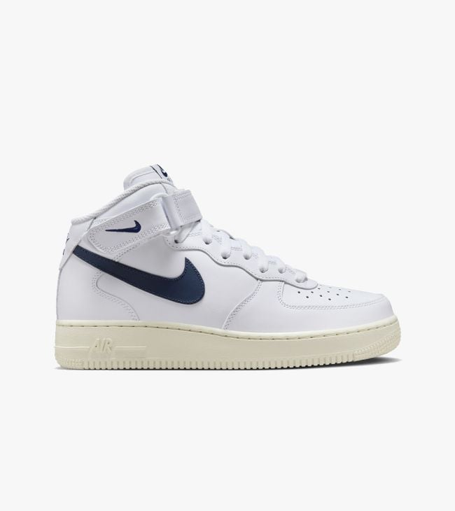 WMNS AIR FORCE 1 07 MID Nike Stadsskor for dam Ballzy