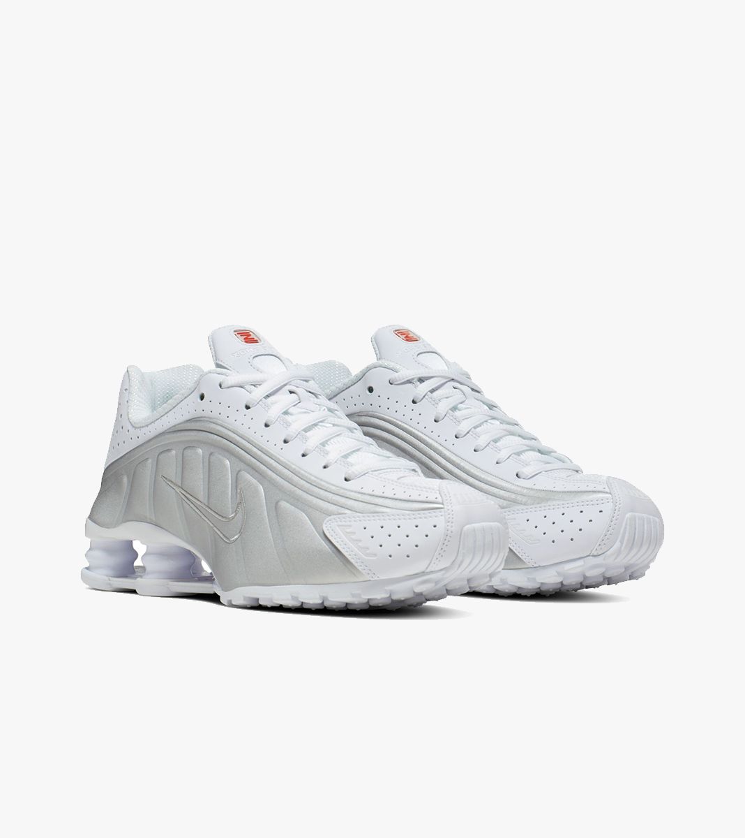 NIKE SHOX R4 Nike Miesten kengat Ballzy