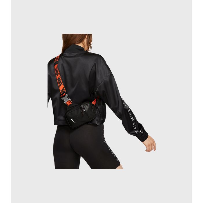 nike nk sprtswr essentials s hip p